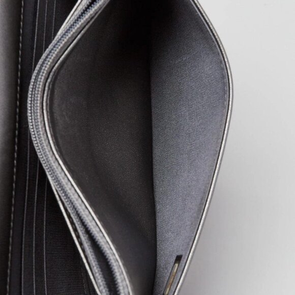 Chanel Silver Studded Lambskin Leather WOC Clutch Bag - Picture 8 of 12